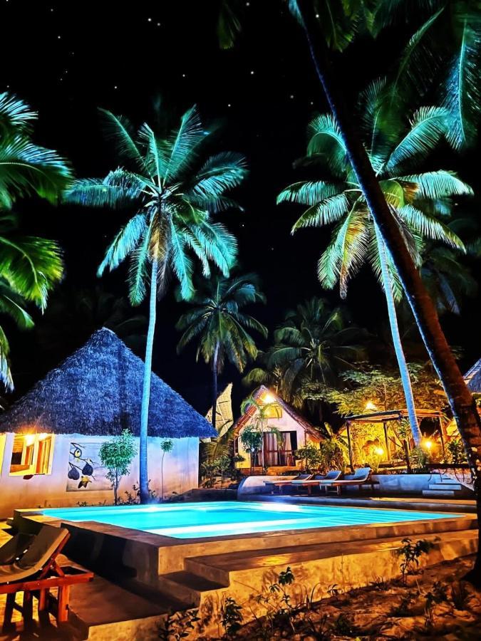 Mnana Beach Bungalows Pingwe Exteriér fotografie