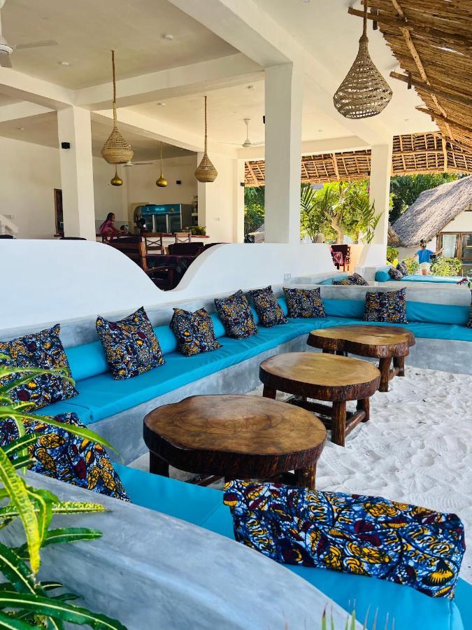 Mnana Beach Bungalows Pingwe Exteriér fotografie