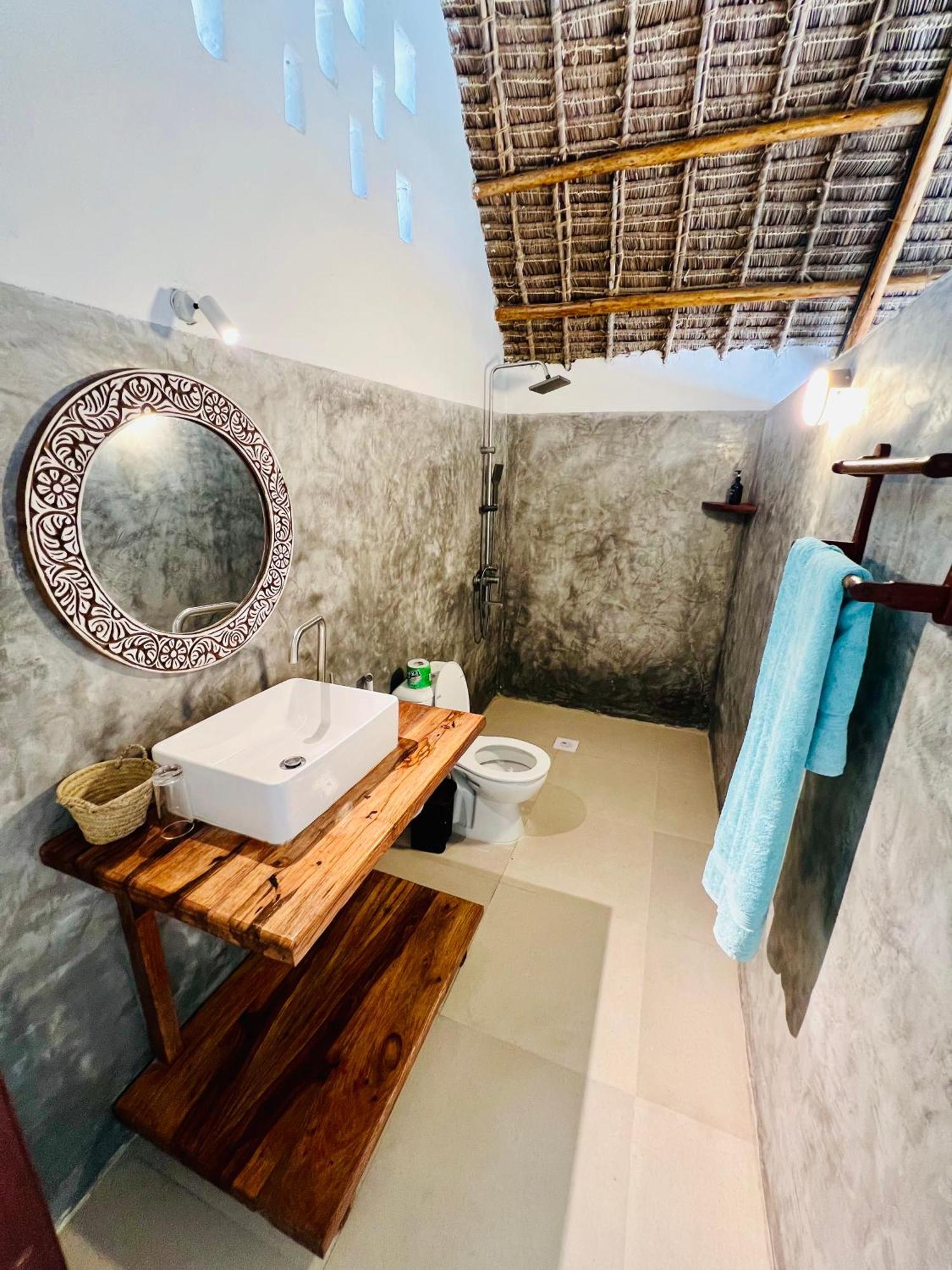 Mnana Beach Bungalows Pingwe Exteriér fotografie